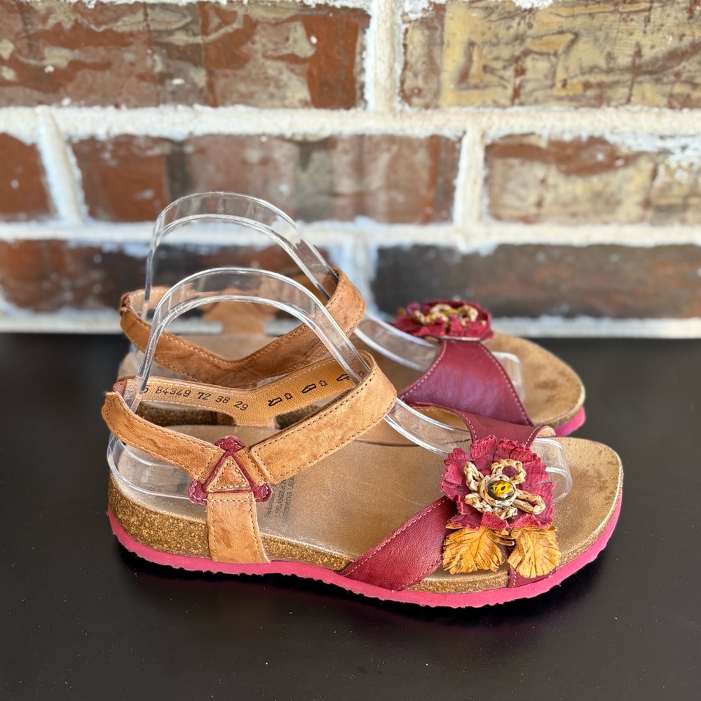 Think! Julia Backstrap Red Leather Floral Sandals Size EU 38 - Picture 3 of 16